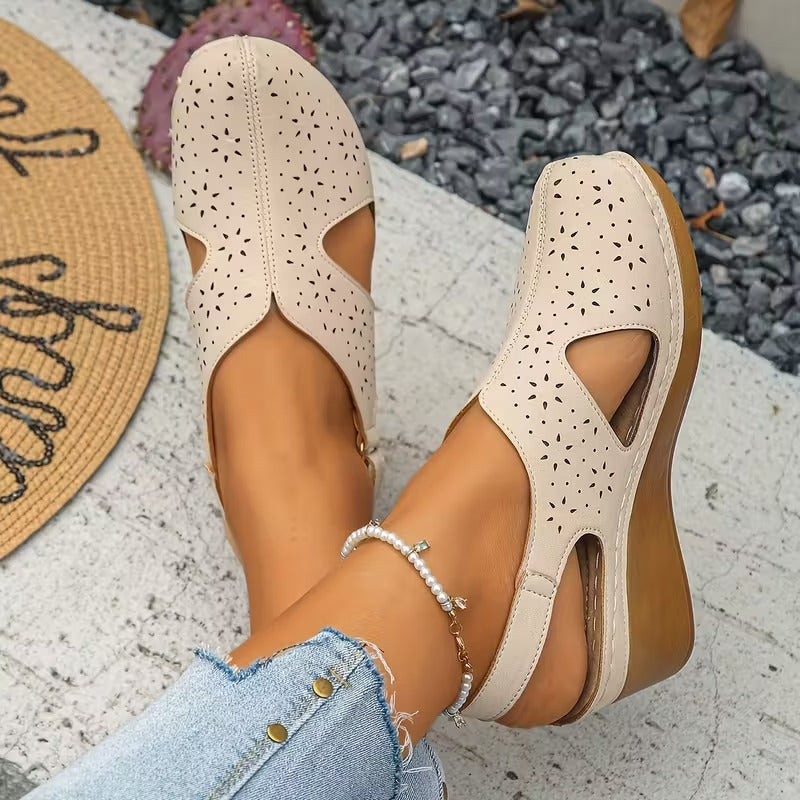 Sandalias Cerradas Mujer Beige Elegantes Cómodas